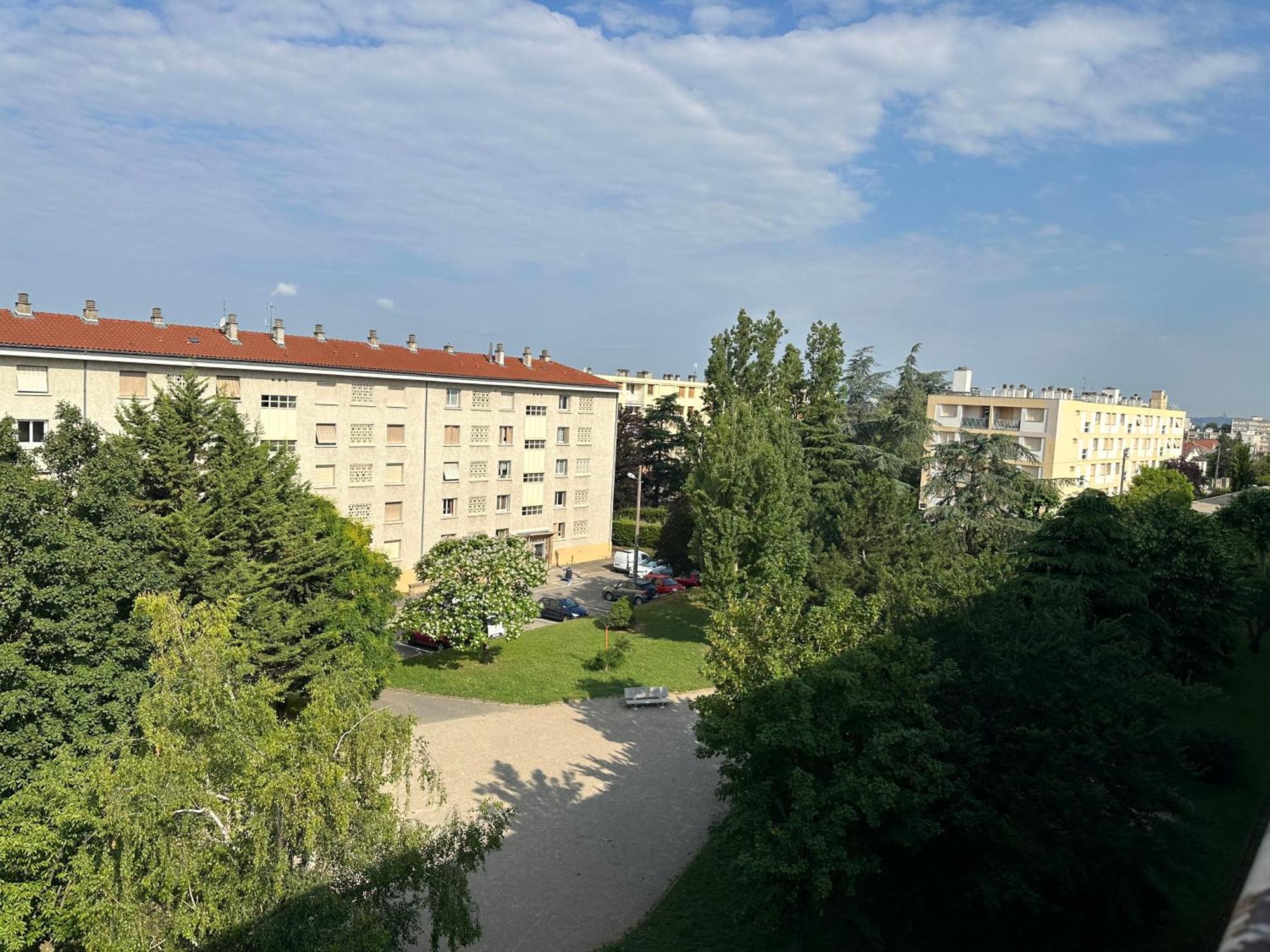 Grand Appartement Bron Centre Proche Eurexpo Et Groupama Zewnętrze zdjęcie